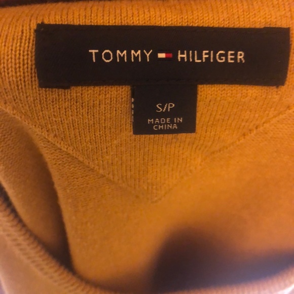 Tommy Hilfiger Sweater Mustard Yellow - Picture 2 of 3
